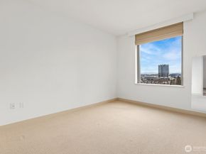 10650 NE 9th Place 1520, Bellevue WA 98004