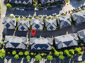 10378 157th Place NE 101, Redmond WA 98052