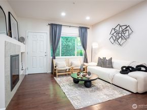 10378 157th Place NE 101, Redmond WA 98052