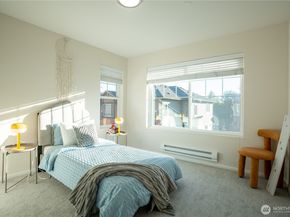 10378 157th Place NE 101, Redmond WA 98052