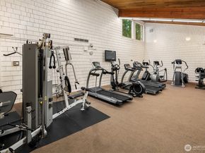 6582 137th Avenue NE 414, Redmond WA 98052