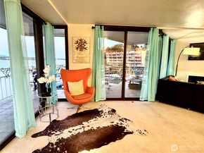 9500 Rainer Avenue S 212, Seattle WA 98118