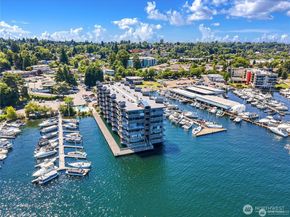 9500 Rainer Avenue S 212, Seattle WA 98118