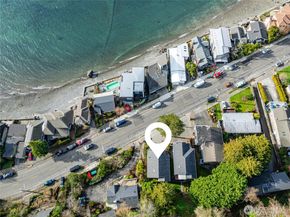 5064 Beach Drive SW, Seattle WA 98136
