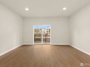 16823 Alder Way G2, Lynnwood WA 98037