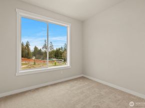 16823 Alder Way G2, Lynnwood WA 98037