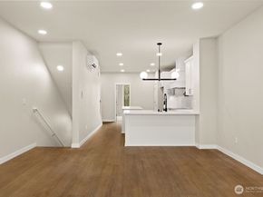 16823 Alder Way G2, Lynnwood WA 98037