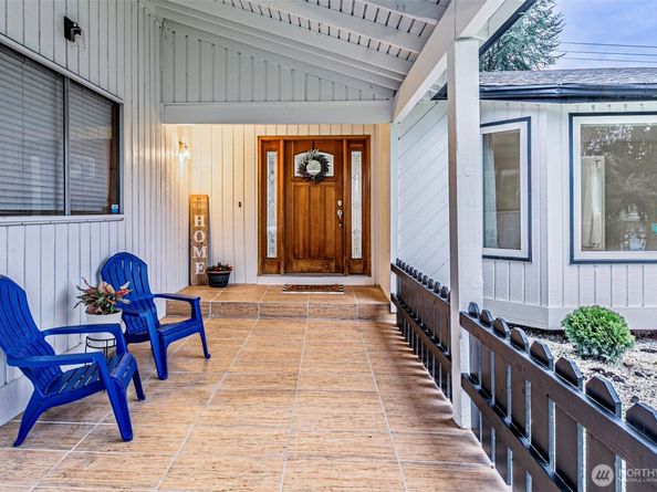 2419 SW 319th Place, Federal Way WA 98023