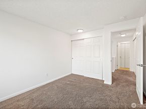 1215 S 237th Lane 1308, Des Moines WA 98198