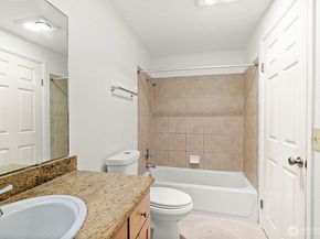 1215 S 237th Lane 1308, Des Moines WA 98198