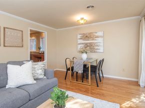 865 NW 75th Street, Seattle WA 98117