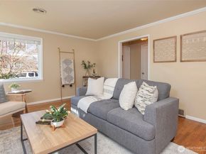 865 NW 75th Street, Seattle WA 98117