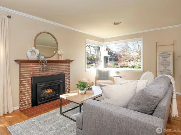 865 NW 75th Street, Seattle WA 98117