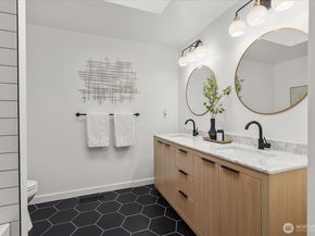 7718 204th Place SW, Edmonds WA 98026