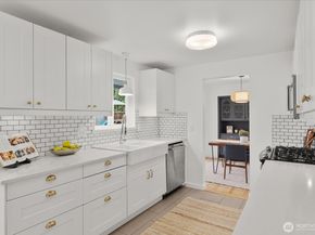 7718 204th Place SW, Edmonds WA 98026