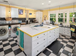 19840 Vashon Highway SW, Vashon WA 98070