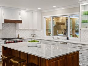 21319 NE 101st Court, Redmond WA 98053