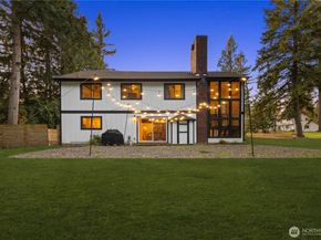 7610 220th Avenue NE, Redmond WA 98053