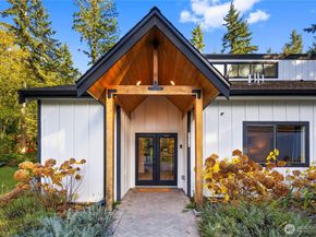 7610 220th Avenue NE, Redmond WA 98053