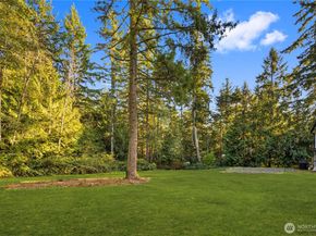 7610 220th Avenue NE, Redmond WA 98053
