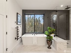 7329 151st Avenue NE, Redmond WA 98052