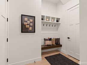 7329 151st Avenue NE, Redmond WA 98052