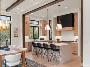 7329 151st Avenue NE, Redmond WA 98052