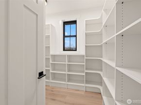 7329 151st Avenue NE, Redmond WA 98052