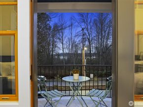 3710 NE 41st Street, Seattle WA 98105