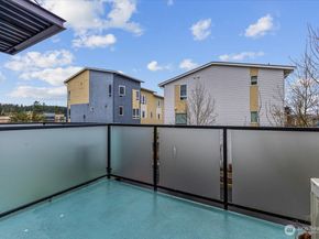 3511 NE 146th Place, Lake Forest Park WA 98155