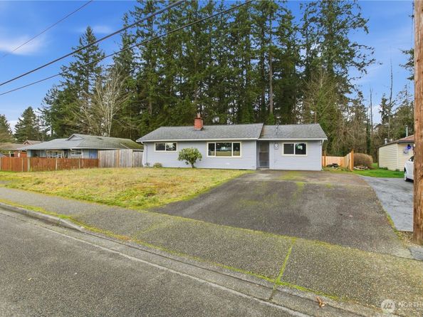 22204 48th Avenue W, Mountlake Terrace WA 98043