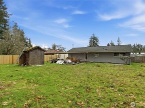 22204 48th Avenue W, Mountlake Terrace WA 98043