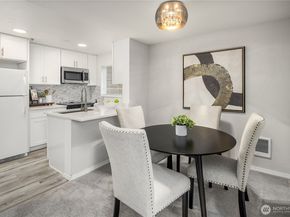 12602 109th Court NE G201, Kirkland WA 98034