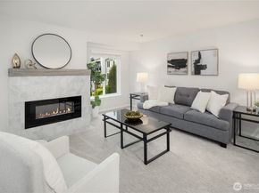 12602 109th Court NE G201, Kirkland WA 98034