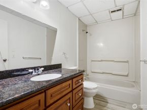 23114 110th Avenue SE, Kent WA 98031