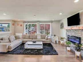 950 Anacortes Court NE, Renton WA 98059