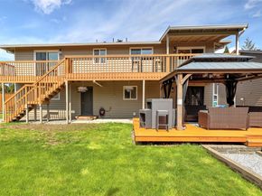 950 Anacortes Court NE, Renton WA 98059
