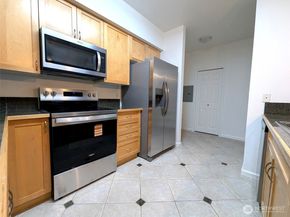 15000 Juanita Drive NE 403, Kenmore WA 98028