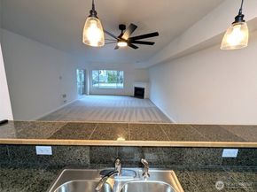 15000 Juanita Drive NE 403, Kenmore WA 98028