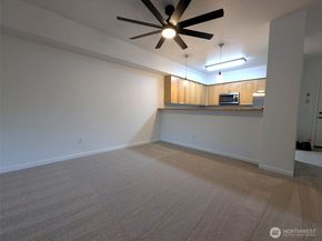 15000 Juanita Drive NE 403, Kenmore WA 98028