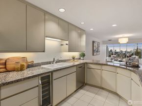 1231 5th Avenue N 302, Seattle WA 98109