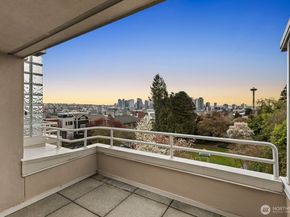 1231 5th Avenue N 302, Seattle WA 98109