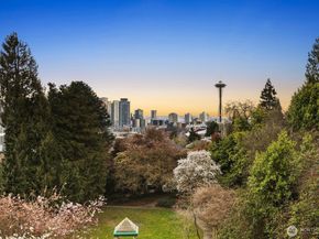 1231 5th Avenue N 302, Seattle WA 98109