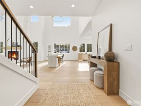 26030 NE 29th Place, Redmond WA 98053