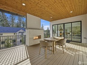 26030 NE 29th Place, Redmond WA 98053