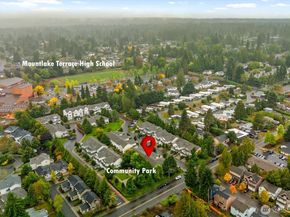 4126 214th Street SW C, Mountlake Terrace WA 98043