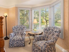 1708 Bellevue Way NE, Bellevue WA 98004