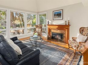 1708 Bellevue Way NE, Bellevue WA 98004