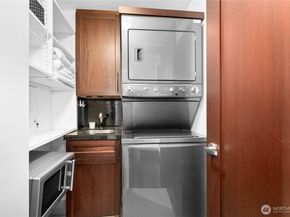 650 Bellevue Way NE 3705, Bellevue WA 98004