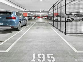 650 Bellevue Way NE 3705, Bellevue WA 98004